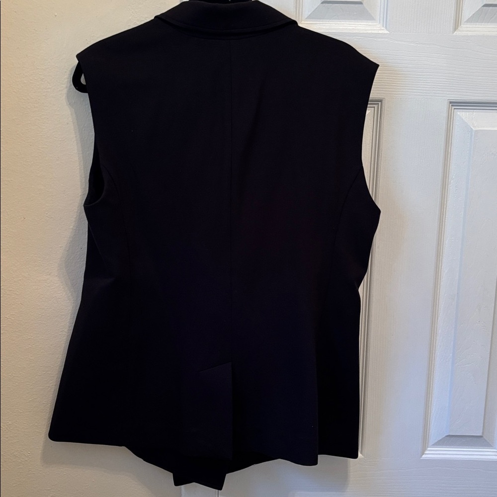Spanx Sleeveless Vest - Picture 3 of 13